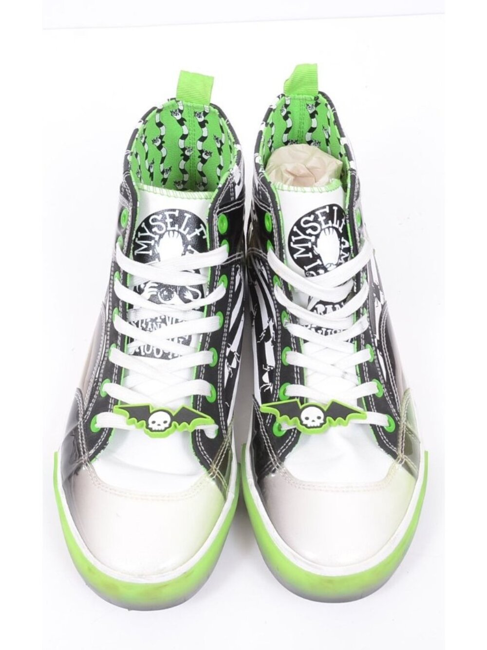 Beetlejuice High Top Sneakers Womens 9 White Green Black Shoes Warner Bros - Picture 5 of 11